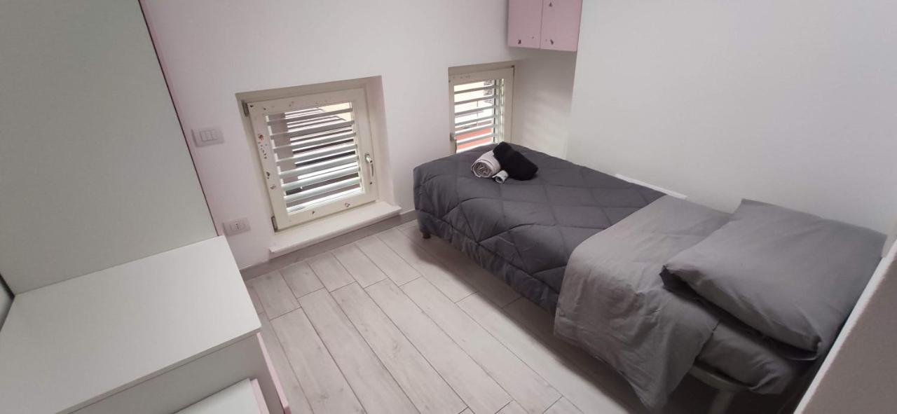 Charme Lake Loft Ispra Kültér fotó