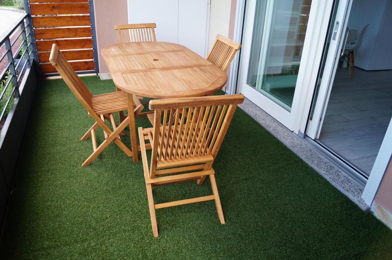 Charme Lake Loft Ispra Kültér fotó