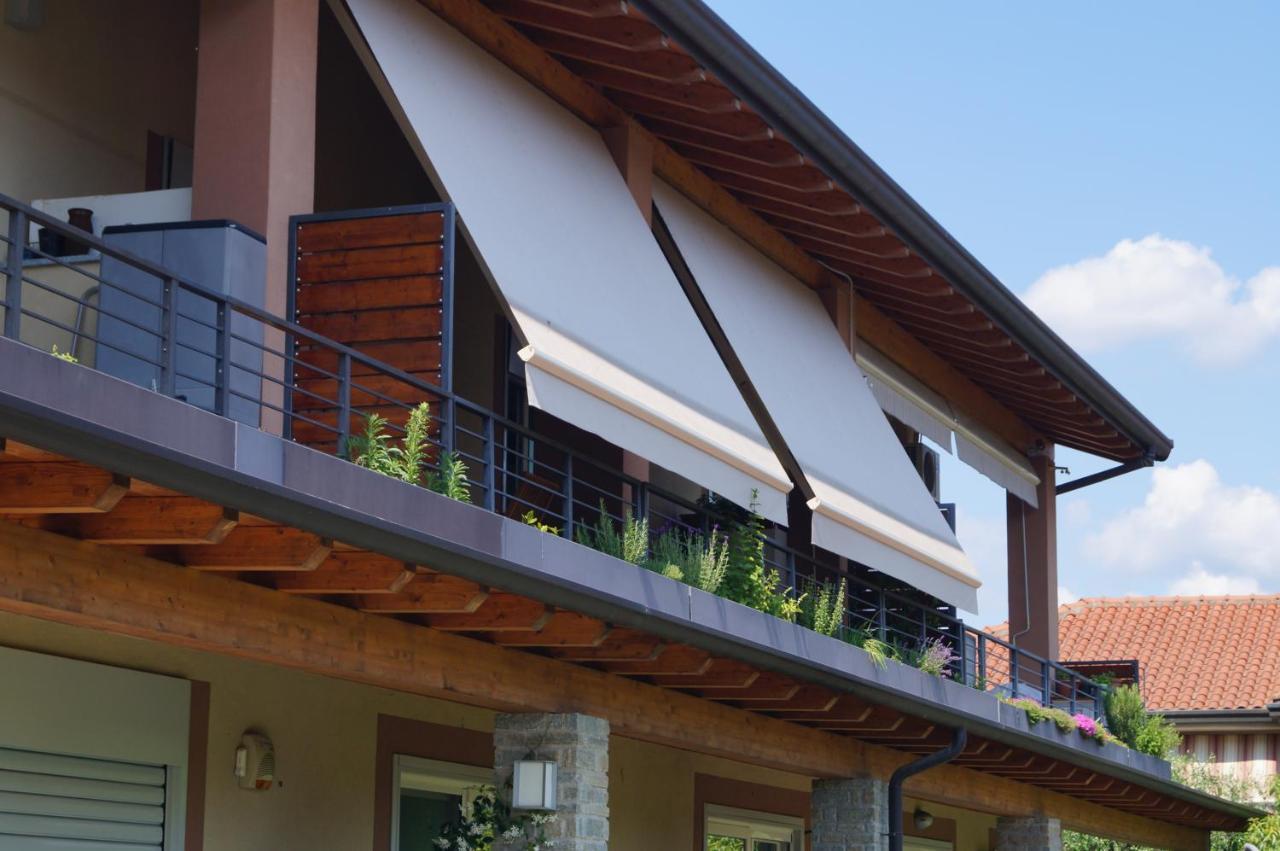 Charme Lake Loft Ispra Kültér fotó